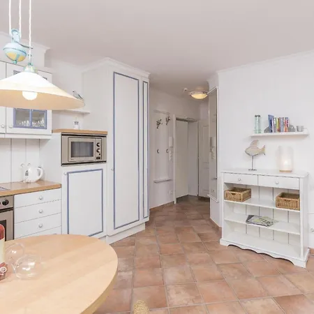 Strandperle Nr. 17 Binz